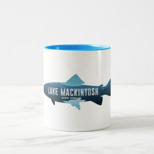 ノースカロライナ州マッキントッシュ湖で釣り ツートーンマグカップ