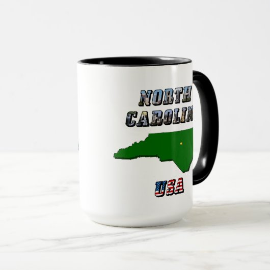 ノースカロライナ州地図の概要、写真と米国国旗の文字 マグカップ (正面右)