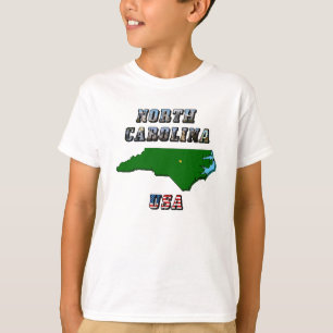ノースカロライナ州地図の概要、写真と米国国旗の文字 Tシャツ