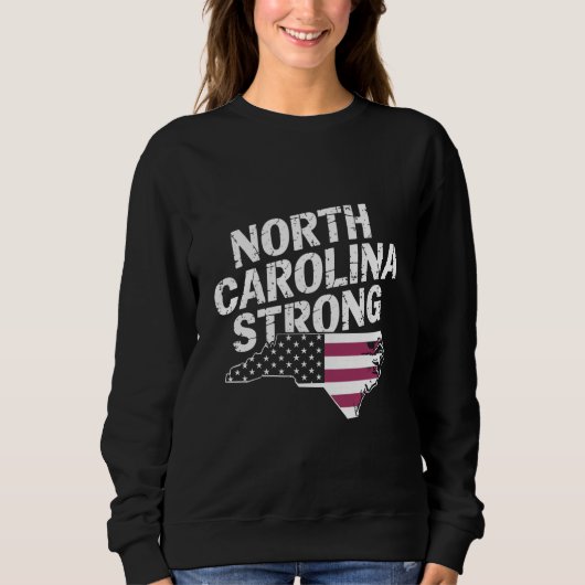 ノースカロライナ州強し NC Stateとアメリカ国旗 スウェットシャツ (正面)