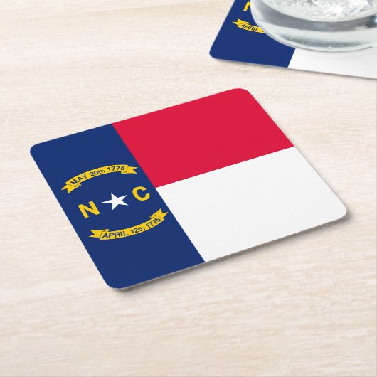 ノースカロライナ州旗デザイン スクエアペーパーコースター (アングル)