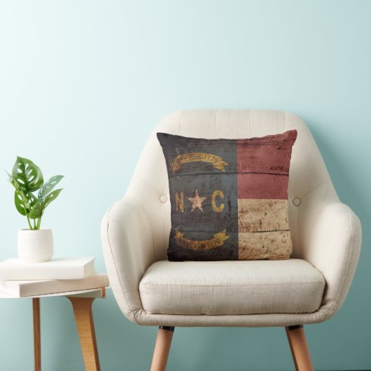 ノースカロライナ州旗(旧木目) クッション (椅子)