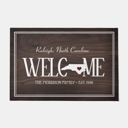 ノースカロライナ木目パーソナライズされた州 ドアマット (正面)