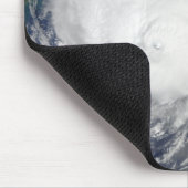 ノースカロライナ沿岸のハリケーン・アールの放牧 マウスパッド (コーナー)