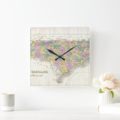 ノースカロライナ(1827年)のヴィンテージの地図 スクエア壁時計 (ホーム)