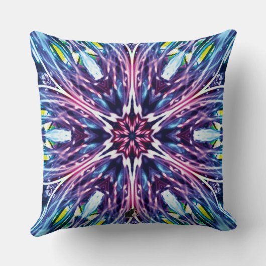 ノーススター万華鏡のように千変万化するパターン クッション (裏面)