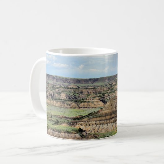 ノースダコタの荒地の色彩の鮮やかな渓谷 コーヒーマグカップ (正面左)