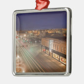 ノースダコタ州ビスマルク通りのドーンオンメイン州 メタルオーナメント (左)