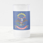 ノースダコタ州旗のついた曇りガラスのマグカップ フロストグラスビールジョッキ (中央)