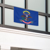 ノースダコタ州旗 横断幕 (ビルの外側)