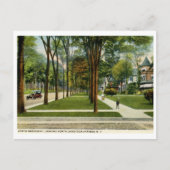 ノースブロードウェイ、サラトガスプリングス、ニューヨーク ヴィンテージ ポストカード (正面)