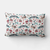 ノースポールクリスマスチャーム – サンタスリー ランバークッション (裏面)