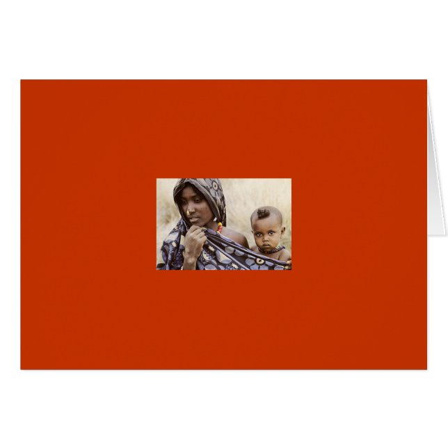 ノーズリングを持つアフリカのお母さんおよびベビー (正面横)