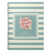 ノートパソコストライプンのカスタマイズ可能な市区町村名仕訳帳 ノートブック (正面)