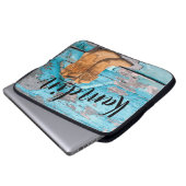 ノートパソコパーソナライズされたンケース青い木の納屋のドアブーツ ラップトップスリーブ (正面下部)