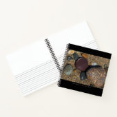 ノートパソコンと石のイメージ+感動的文字 ノートブック (内部)