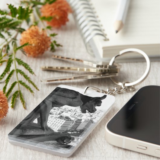 ノートルダムゴシックガーゴイル防水キーチェーン キーホルダー (正面右)