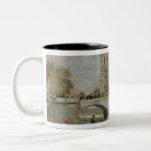 ノートルダム大聖堂、c.1900 ツートーンマグカップ (左)