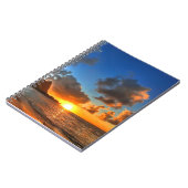 ノート – サンセットビーチ (左側)