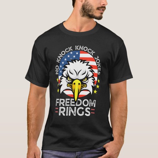 ノーノックノックノックジョーク自由リングや輪7月4日パパ Tシャツ (正面)