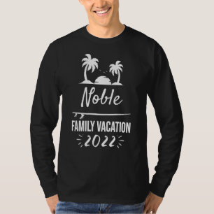 ノーブルファミリーバケーショントロピカルグループトリップビーチ Tシャツ