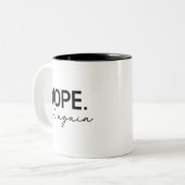 ノープノア再おもしろい度トランプ – アンチトランプ ツートーンマグカップ (正面左)