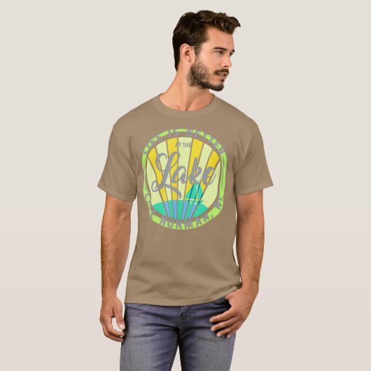 ノーマン湖のNCライフは湖で良い Tシャツ (正面フル)