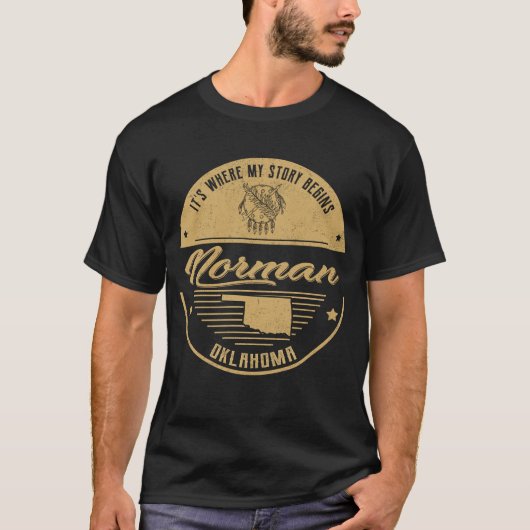 ノーマン・オクラホマ私の話が始まる場所 Tシャツ (正面)