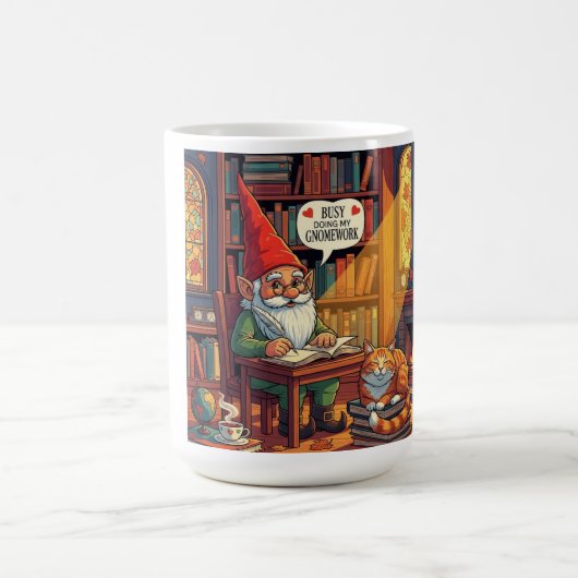 ノームの仕事に勤しむかわいいノーム コーヒーマグカップ (中央)