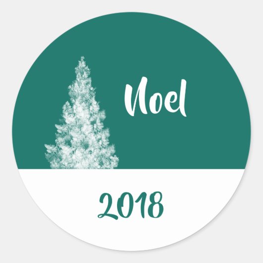 ノールクリスマスツリーあなたの年または文字を追加 ラウンドシール (正面)