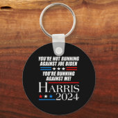 ノー走ズAgainst Joeバイデン氏 – カマラハリスデバ キーホルダー (正面)