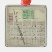 ハイアワタ、エベレスト、モリル、カンザス州ベイカー メタルオーナメント (正面)