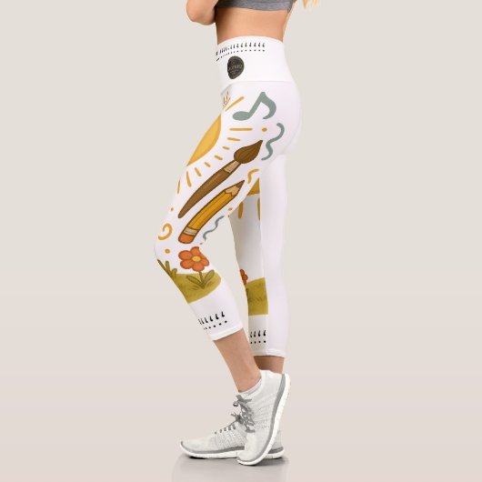 ハイウェストYoga Capris、XS (0-2) カプリレギンス (左)