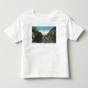 ハイウェーの横の列車の眺め トドラーTシャツ