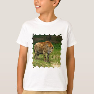ハイエナのうろつきの子供のTシャツ Tシャツ