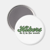 ハイカーが森の中で マグネット (正面/裏面)