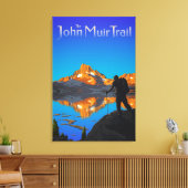 ハイカーとバナーピーク – John Muir Trail – ロゴ キャンバスプリント (インサイチュ (リビング))