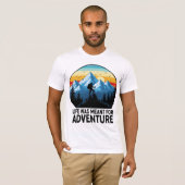 ハイカーのシルエット 登山デザイン Tシャツ (正面フル)