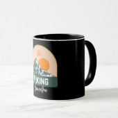 ハイキングおじいちゃん マグカップ (正面右)