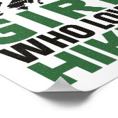 ハイキングが大好きな女の子だけハイキング ポスター (角)