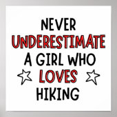 ハイキングが大好きな女の子を甘く見てはいけない ポスター (正面)