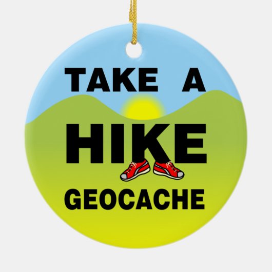 ハイキングの風景を撮る セラミックオーナメント (裏面)