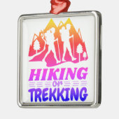 ハイキングまたはトレッキング メタルオーナメント (左)