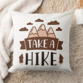 ハイキングをする クッション (ブランケット)