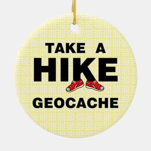 ハイキングをする セラミックオーナメント (裏面)
