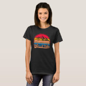ハイキングをする Tシャツ (正面フル)