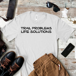 ハイキングキャンプのユーモア ブラック Tシャツ