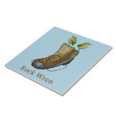 ハイキングブーツの上のロックウォーレンのタケ タイル (側面)