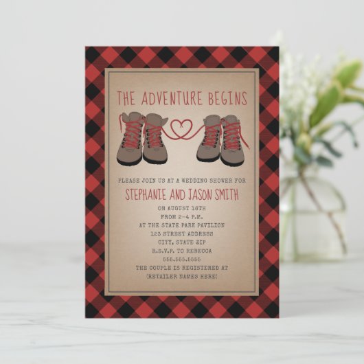 ハイキングブーツアドベンチャープレイドウェディングシャワー 招待状 (スタンド正面)