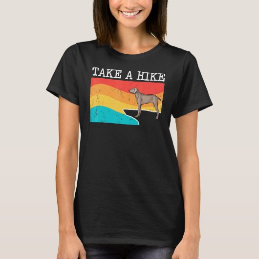 ハイキングポインタグラフィックハイキングを受ける Tシャツ (正面)